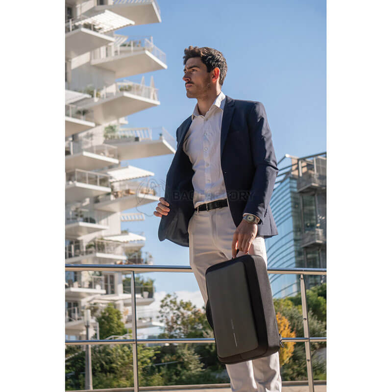 Міський рюкзак Анти-злодій XD Design Bobby Bizz 2.0 для ноутбука 16'' Black 12 л (P705.921)