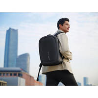 Міський рюкзак Анти-злодій XD Design Bobby Edge 17L Black (P706.2501)