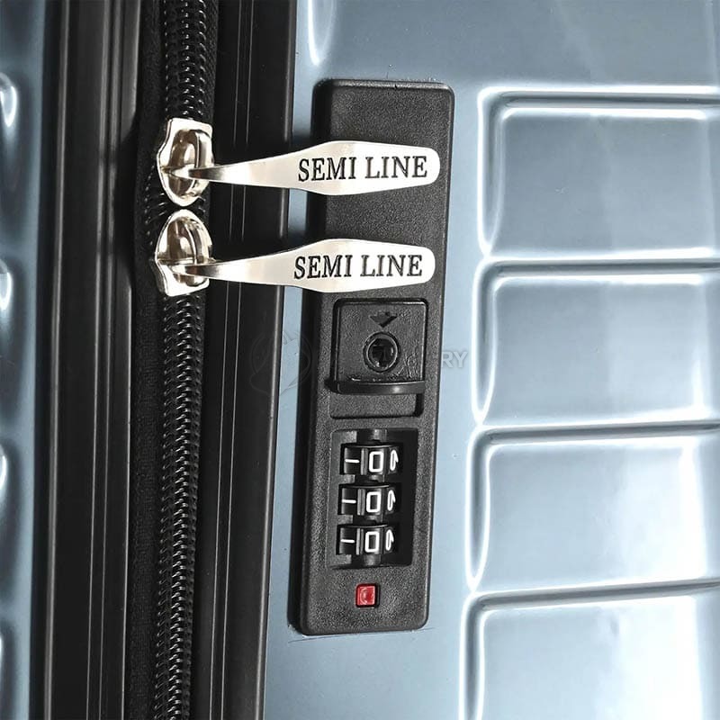 Валіза Semi Line 24
