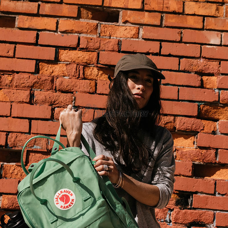 Міський рюкзак Fjallraven Kanken 16 л Frost Green-Confetti Pattern (23510.664-916)