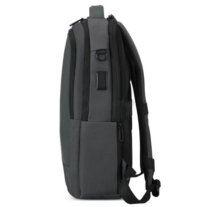 Міський рюкзак Roncato Clayton для ноутбука 15.6