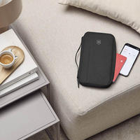 Тревелер на блискавці Victorinox Travel Essentials Black (Vt653371) 