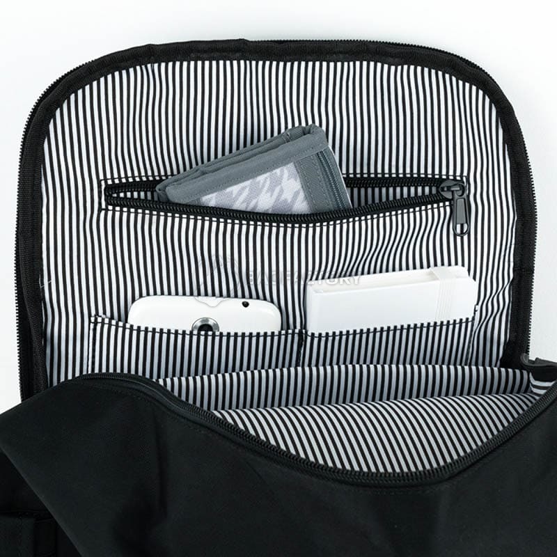 Міський рюкзак GoPack Education Teens 179 чорний 11л (GO25-179M-1)