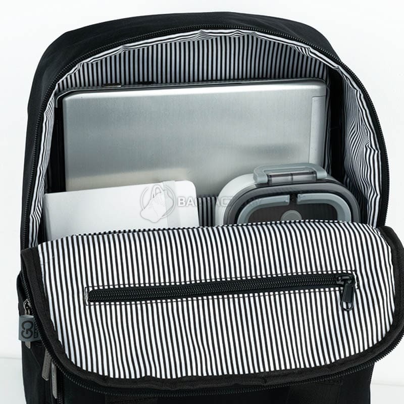 Міський рюкзак GoPack Education Teens 179 чорний 11л (GO25-179M-1)