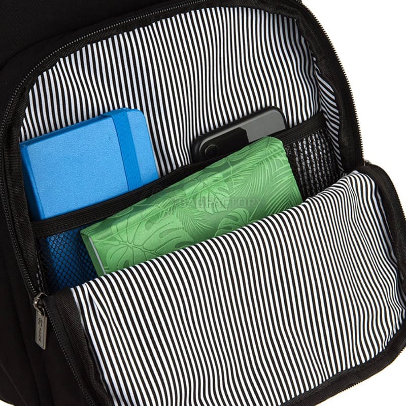 Міський рюкзак GoPack Education Teens 179 чорний 11л (GO25-179M-1)