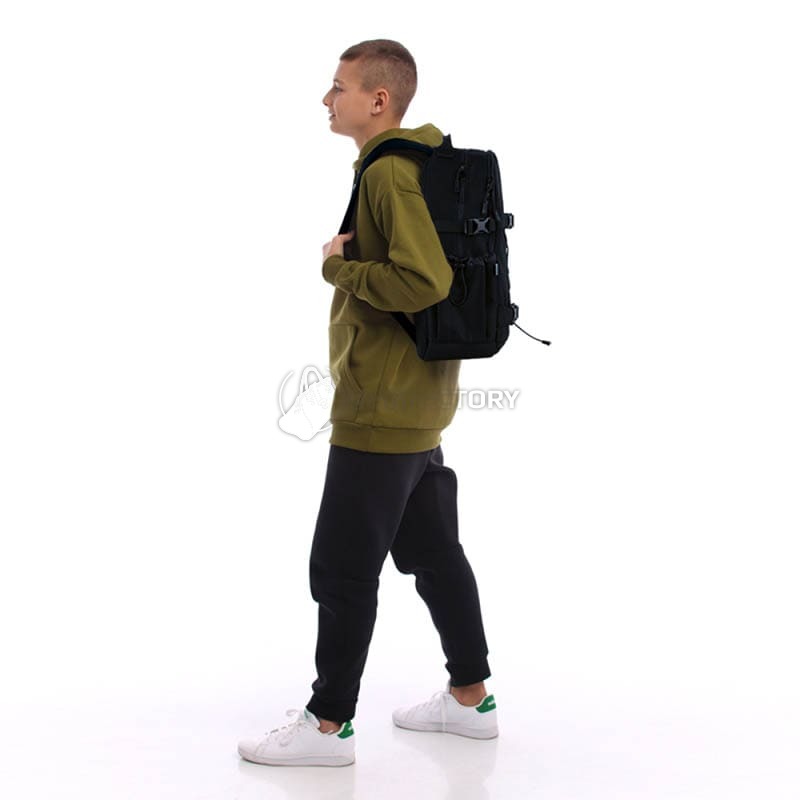 Міський рюкзак GoPack Education Teens 186 чорний 20л (GO25-186L-1)