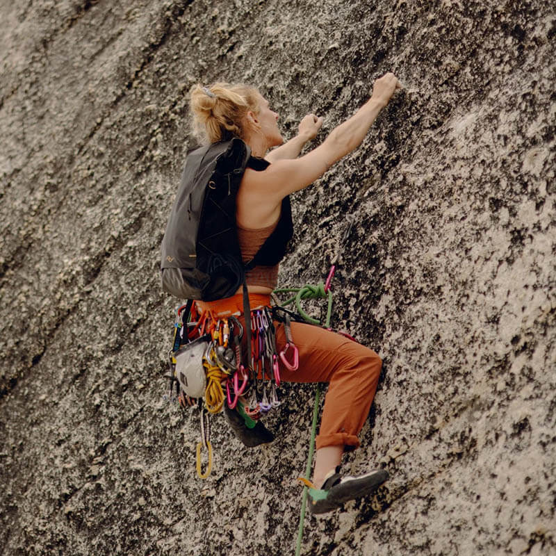 Рюкзак для фототехніки Peak Design Outdoor Backpack 25L Black (BABP-25-BK-1)