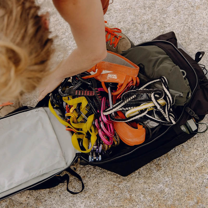 Рюкзак для фототехніки Peak Design Outdoor Backpack 25L Black (BABP-25-BK-1)