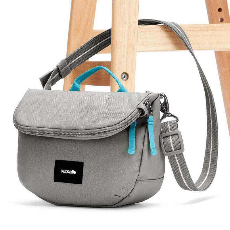 Жіноча сумка антизлодій Pacsafe GO Saddle Crossbody 6 ст. захисту 7 л сірий (35140146)