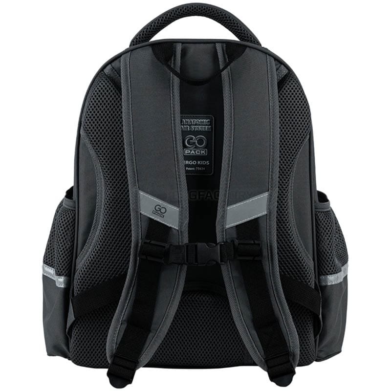 Шкільний напівкаркасний рюкзак GoPack Education 165M Skate 15л (GO25-165M-8)