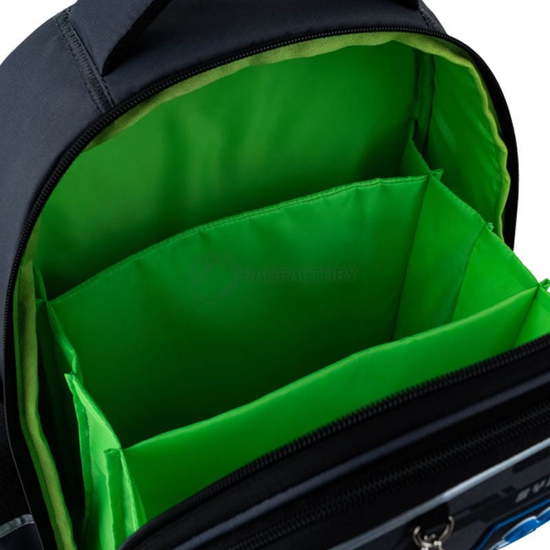 Шкільний напівкаркасний рюкзак GoPack Education 165M Warrior 15л (GO25-165M-6)