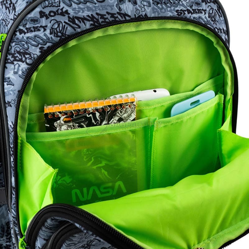 Шкільний рюкзак GoPack Education 2606S-5 Graffity 15л (GO25-2606S-5)