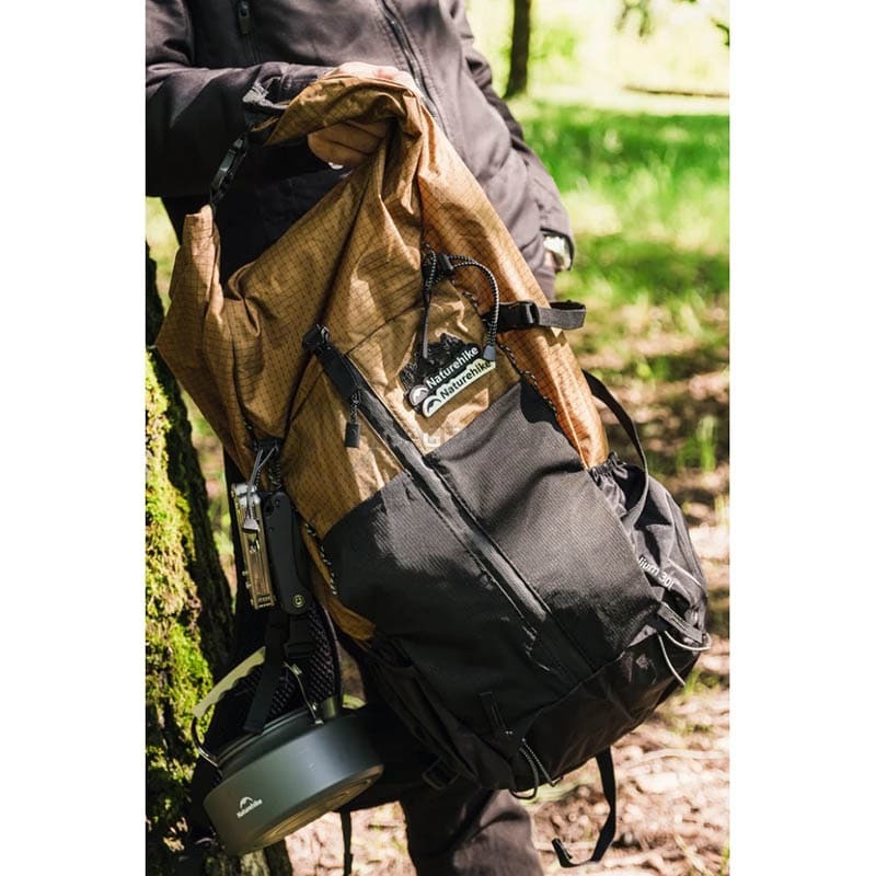 Туристичний рюкзак Naturehike Helium CNK2300016 30+5 л Коричневый (6976507661133)