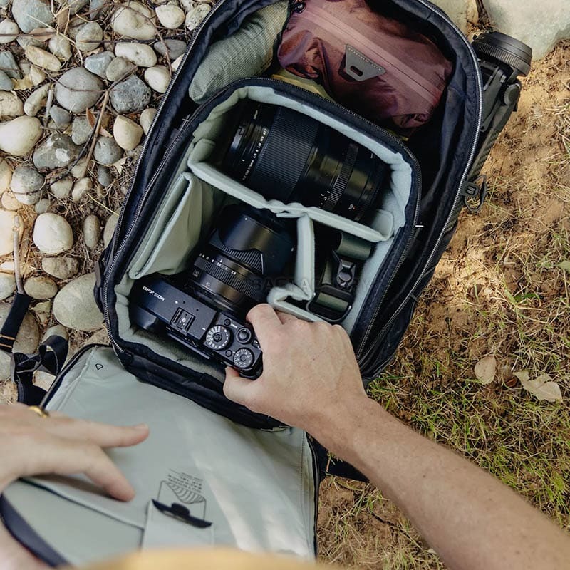 Міський рюкзак для фототехніки Peak Design Outdoor Backpack Zip 18L Black (BABPZ-18-BK-1)