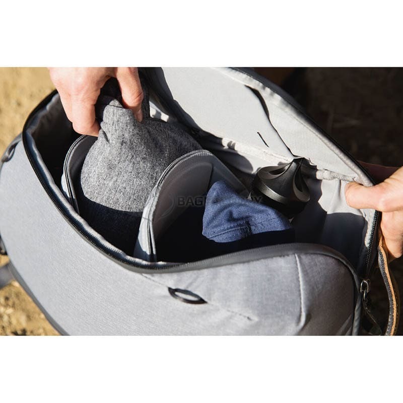 Міський рюкзак для фототехніки Peak Design Everyday Backpack Zip 15L Black (BEDBZ-15-BK-3)