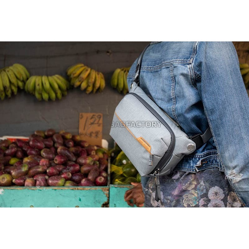 Сумка для фотокамери Peak Design Everyday Sling 3L Ash (BEDS-3-AS-3)