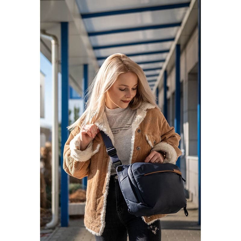 Сумка для фотокамери Peak Design Everyday Sling 6L Midnight (BEDS-6-MN-3)
