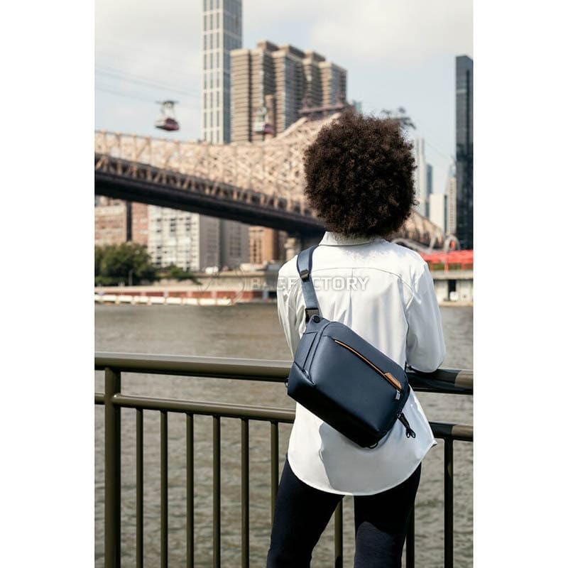 Сумка для фотокамери Peak Design Everyday Sling 6L Midnight (BEDS-6-MN-3)