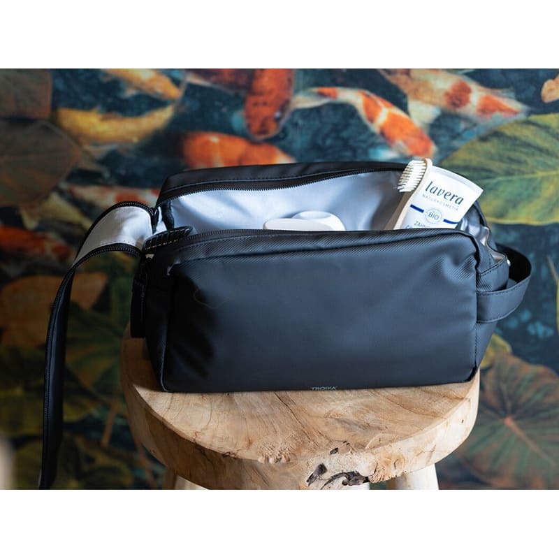 Несесер дорожній Troika Black Washbag 2 чорний (BBL65/BK)