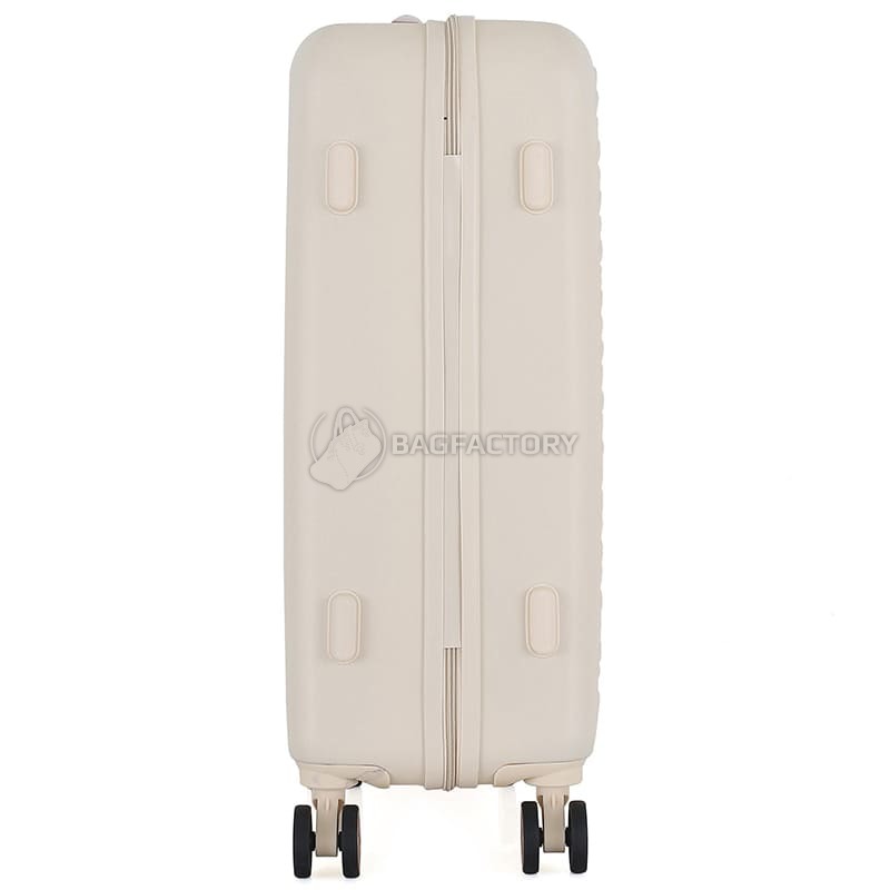 Валіза Semi Line 24