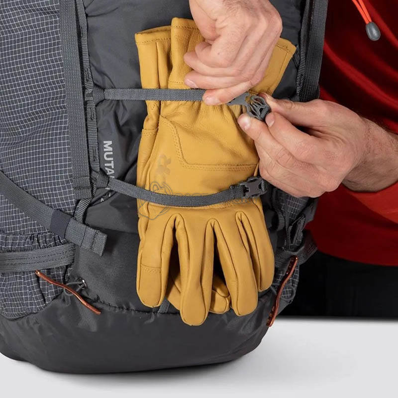 Туристичний рюкзак Osprey Mutant 52 blue flame M/L (009.4106)