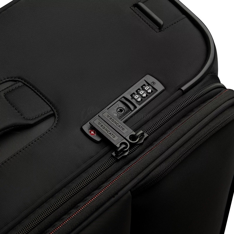 Валіза на 4-х колесах Roncato Move 118/126л Чорний (415351/81)